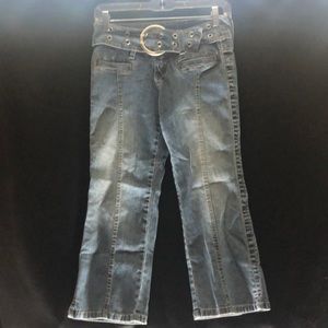 Light wash blue capris